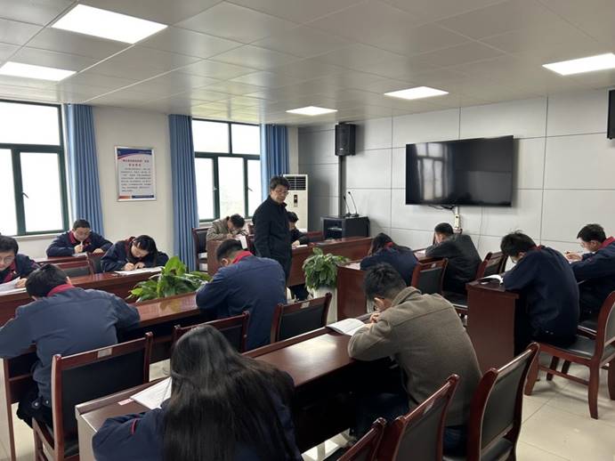 建材公司、檢測(cè)公司聯(lián)合開展管理人員業(yè)務(wù)提升考試