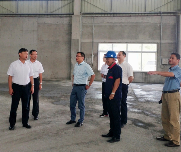 集團(tuán)公司黨委委員、股份公司黨委書(shū)記、總經(jīng)理蔣培進(jìn)到矸石項(xiàng)目部調(diào)研 