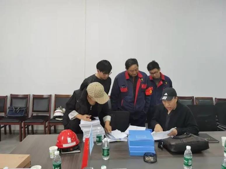 赤峰金通二期電解項(xiàng)目部順利通過(guò)赤峰市高新區(qū)國(guó)慶節(jié)前安全、質(zhì)量聯(lián)合專(zhuān)項(xiàng)檢查 